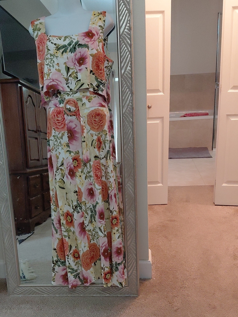 Floral Sleeveless Fitted 2 Piece Maxi Dress - Pink & Peach Green Flowers - Picture 3 of 16